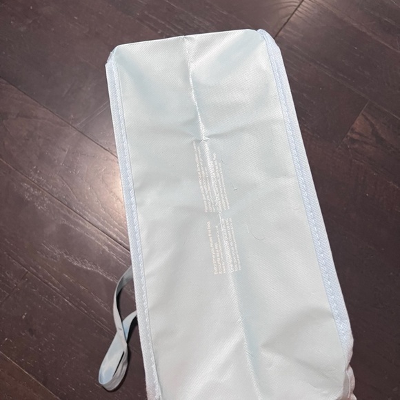 lululemon small reusable collectible tote bags limited edition blue red - Picture 6 of 10